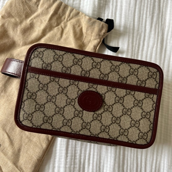 Gucci Makeup Bag / Travel Pouch - Picture 1 of 7